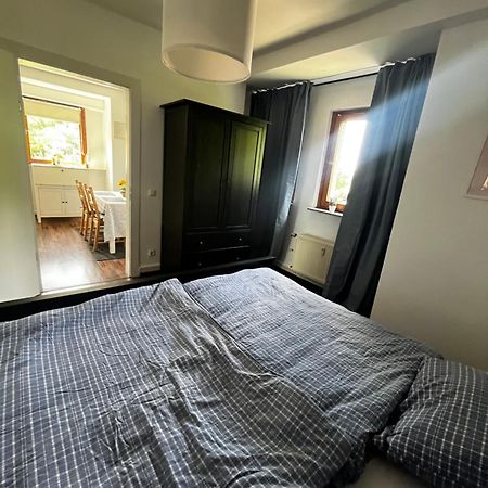 Idyllisch Wohnen An Der Ruhr Apartment Хатинген Екстериор снимка