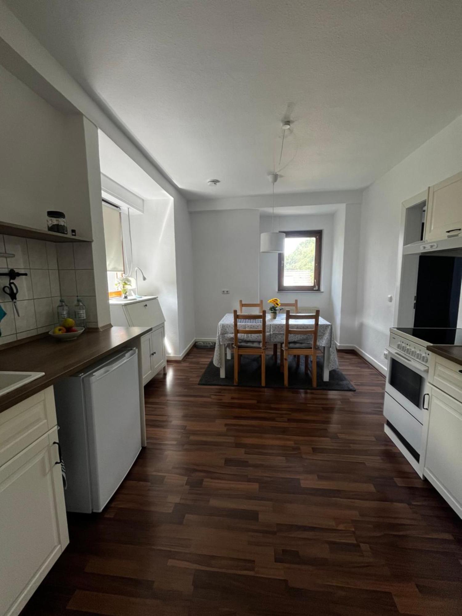 Idyllisch Wohnen An Der Ruhr Apartment Хатинген Екстериор снимка